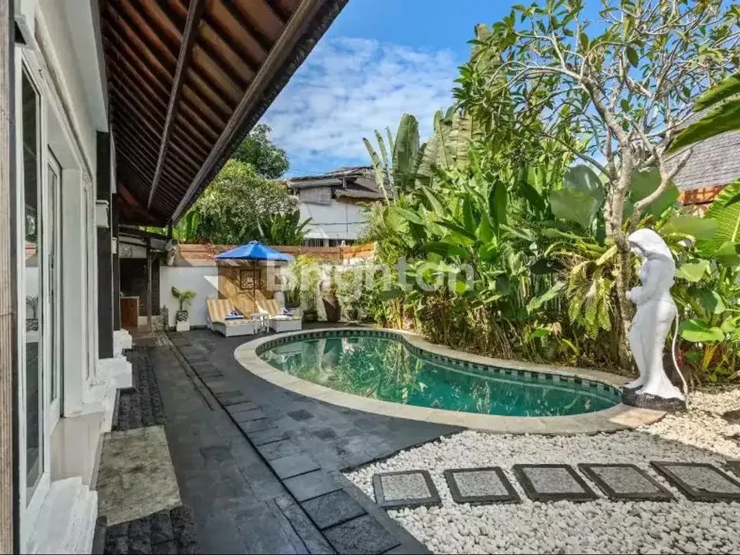 Walking Distance to Nelayan Beach | Beautiful 3BR Villa in Canggu - Image 2 of 8