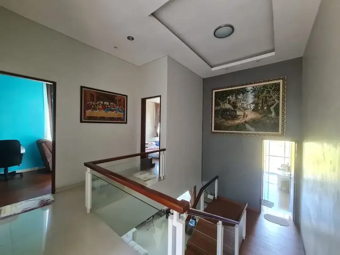 Rumah Modern View Sawah Tukad Badung Renon Denpasar Bali - Image 6 of 10