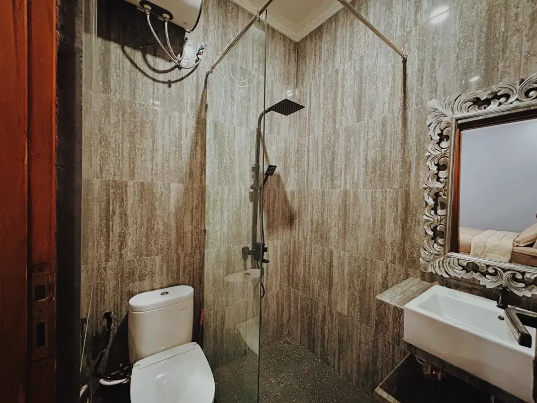 Villa Cantik 2 Bedroom Furnished Dekat Kerobokan Badung Bali - Image 8 of 10