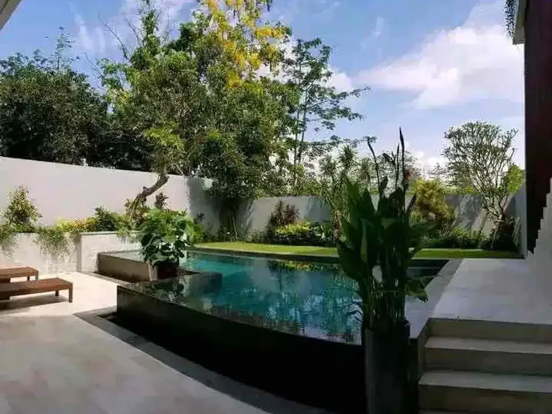 Multi-Level Modern Tropical Luxury Villa  | For Sale or Monthly Rental - Image 2 of 9