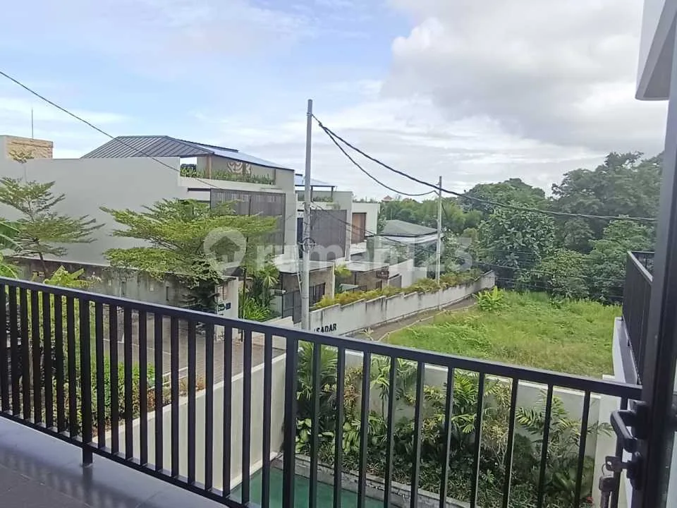 Villa 3 Kamar.denfan.rooftop.dan.view.sawah - Image 1 of 4