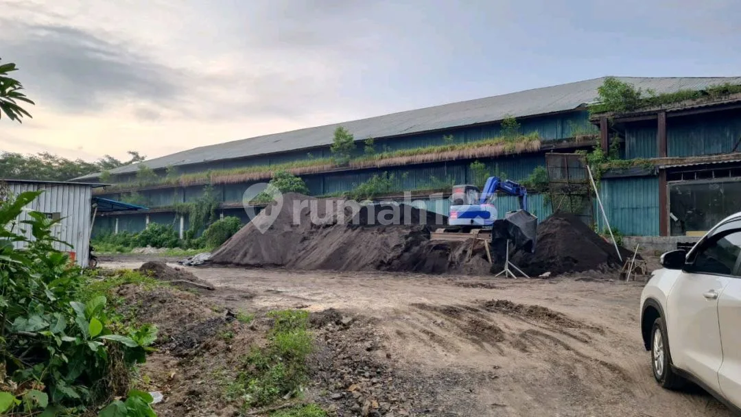 Tanah Zona Perdagangan dan Jasa di Ida Bagus Mantra - Image 1 of 4