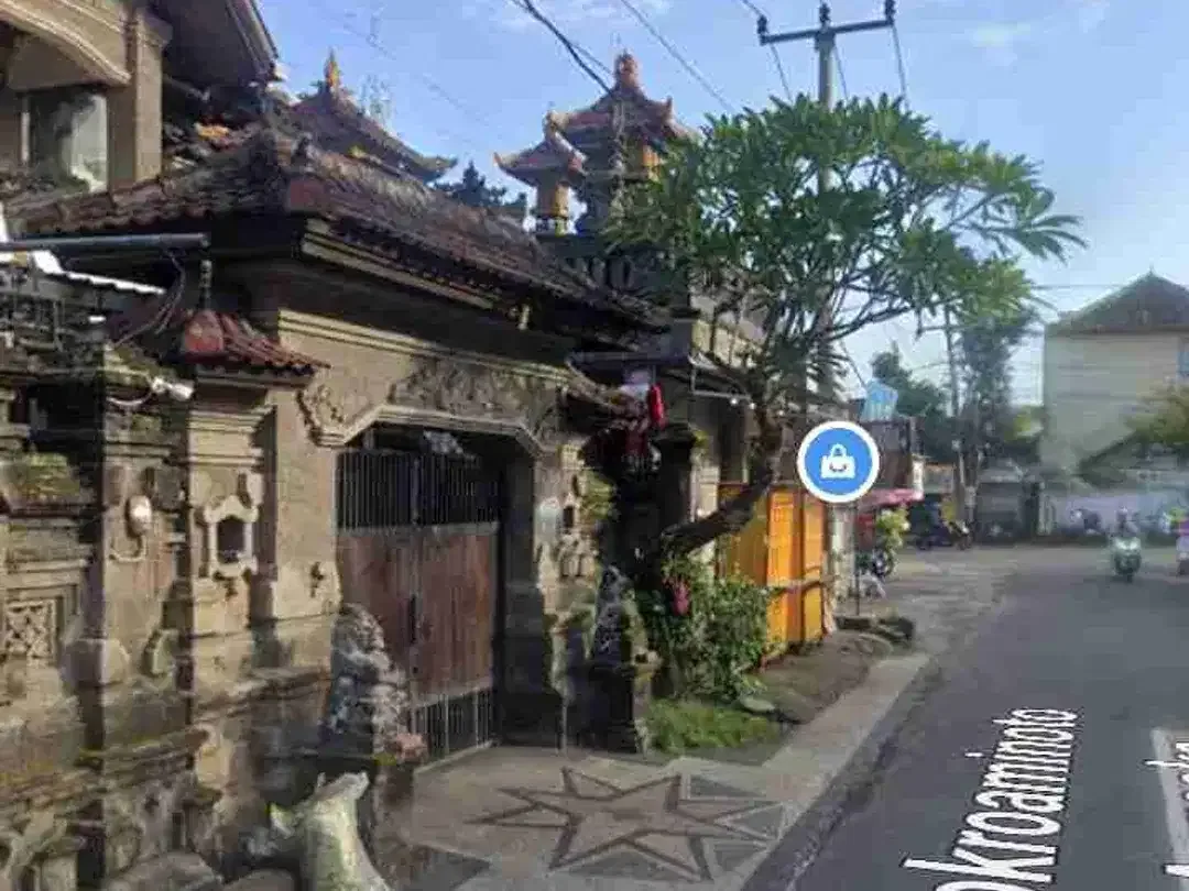 DijualMurah Rumah + Ruko Lokasi Strategis di Denpasar Utara - Image 1 of 4