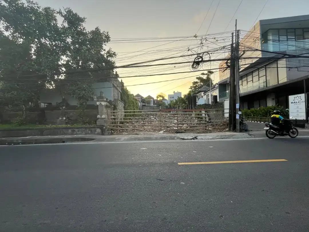 Tanah Komersial Jl Uluwatu Jimbaran dekat Sidewalk - Image 3 of 6