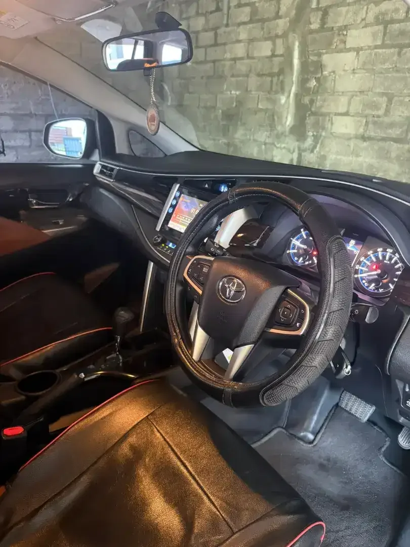 Innova V Diesel Matic 2016 - Image 4 of 6