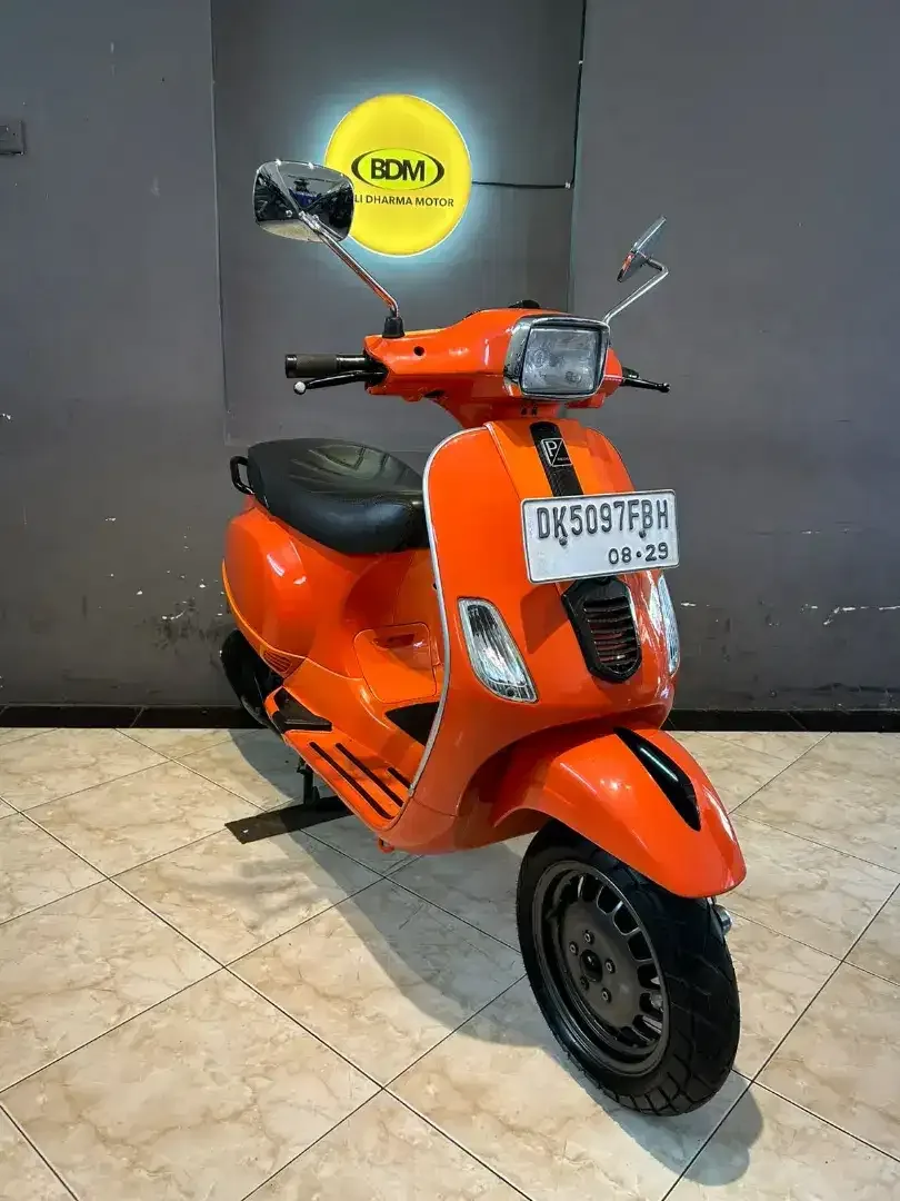 PIAGGIO VESPA S 150 CC TAHUN 2012 PAJAK HIDUP LNGKAP BALI DHARMA MOTOR - Image 4 of 7