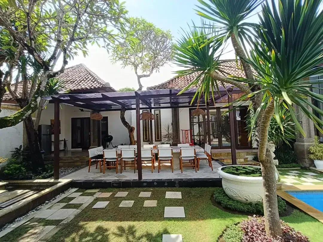 Massive Price Drop! 7-Bedroom Villa Just 200m from the Beach in Nusa Dua - Now IDR 10 Billion - Image 3 of 10