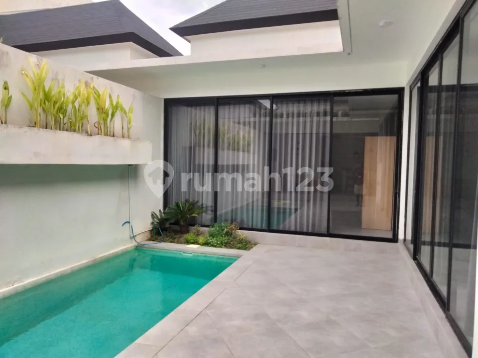 Disewakan Villa Cepat Nego Sampai Deal, Sisi Pantai Sanur Mertasari Siap Huni Tipe Modern Classic - Image 1 of 4