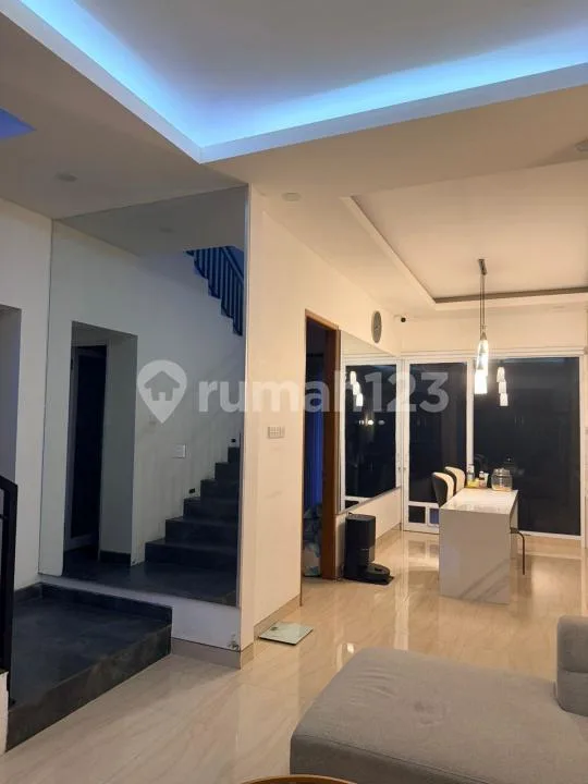 Dijual Rumah Modern 2 Lantai Furnished di Gatsu Barat Denpasar - Image 4 of 4