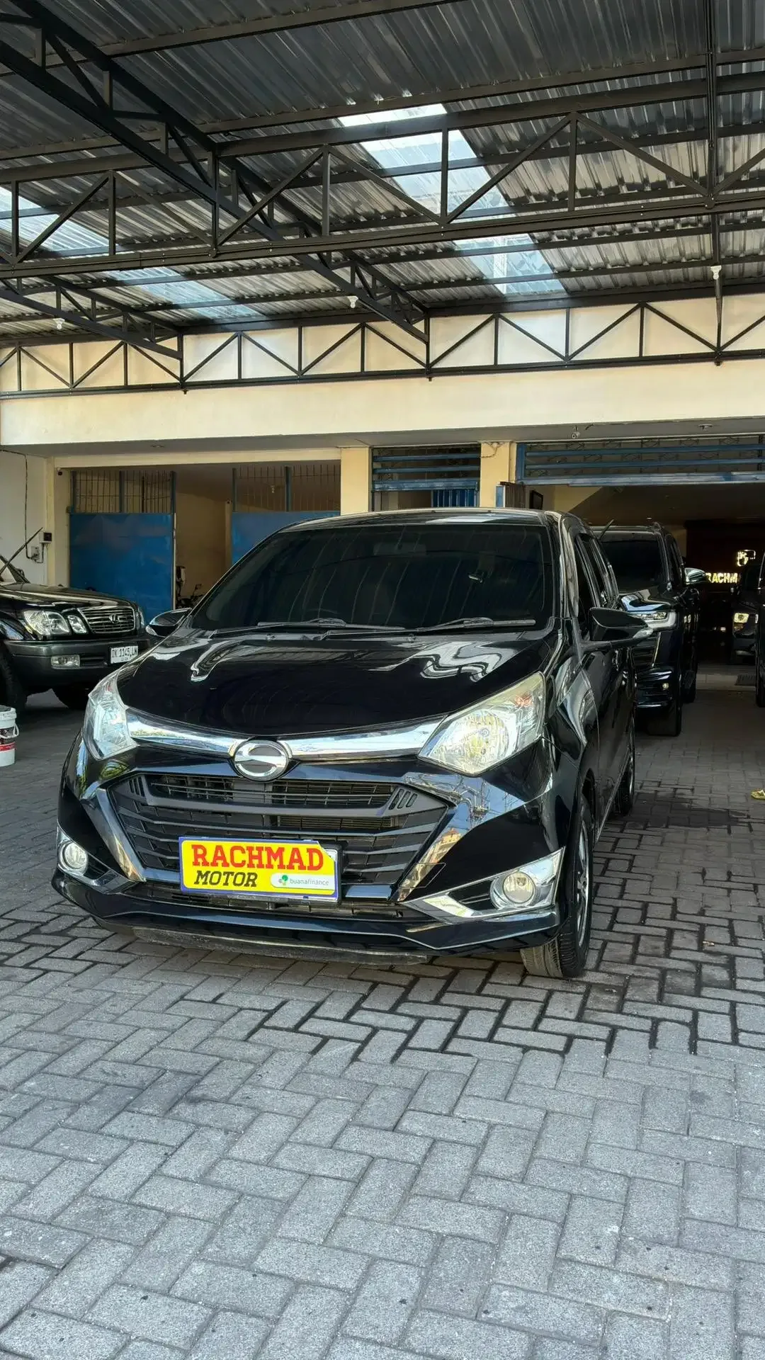 Daihatsu Sigra R 2018 Bensin - Image 2 of 10