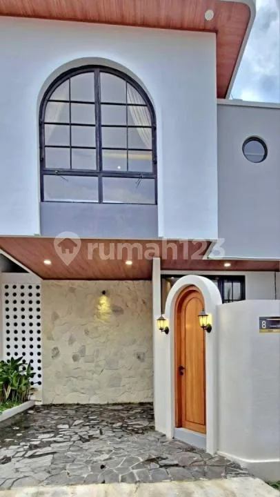 Modern Minimalist Villa For Rent In Sanur 2 Bedrooms - Image 2 of 4