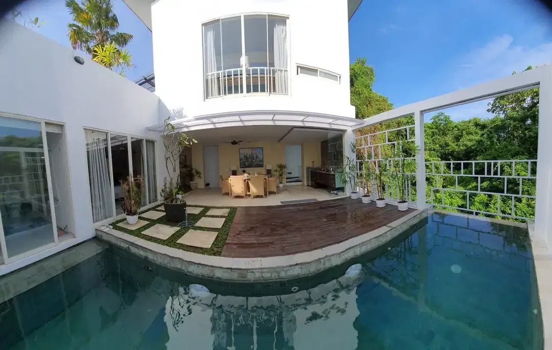 VILLA READY UNIT WITH POOL SIAP HUNI KAWASAN STARTEGIS NUSA DUA - Image 1 of 7