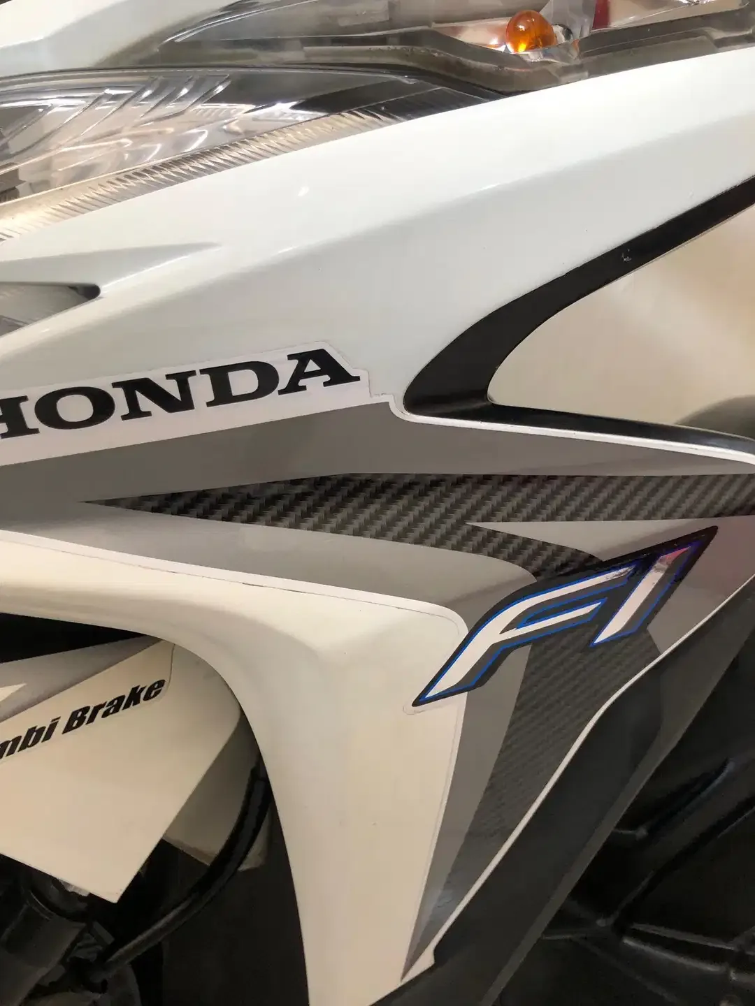 Honda Vario Techno Th.2013 hitam putih - Image 4 of 9