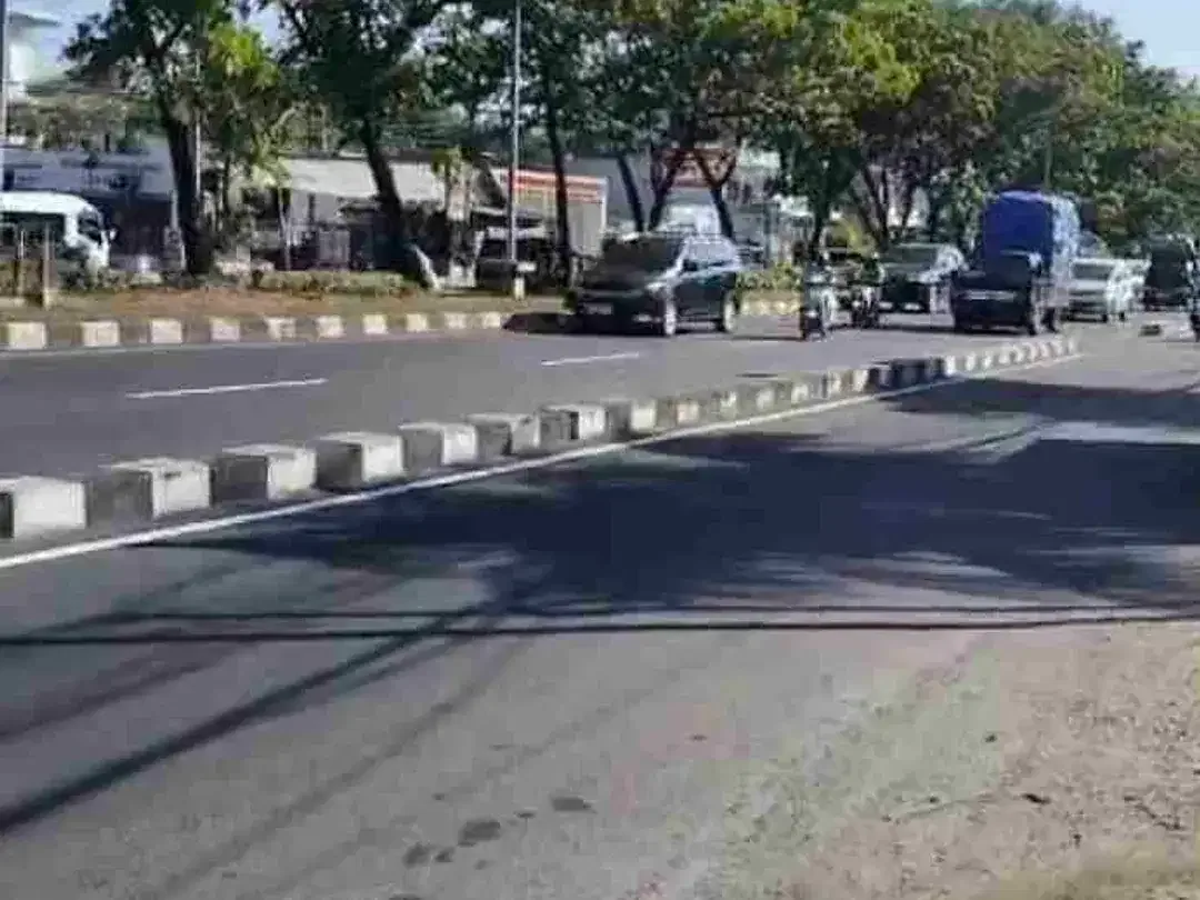 Disewakan Gudang 5a di pinggir Jln Bay Pas IB Mantra Denpasar Timur Bali - Image 2 of 10