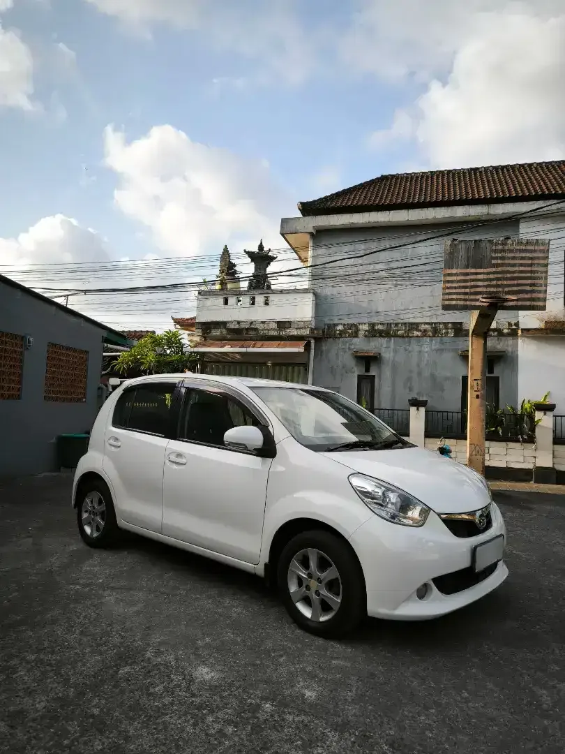 Daihatsu Sirion Putih 2014 Matic Tipe Tertinggi - Image 4 of 9