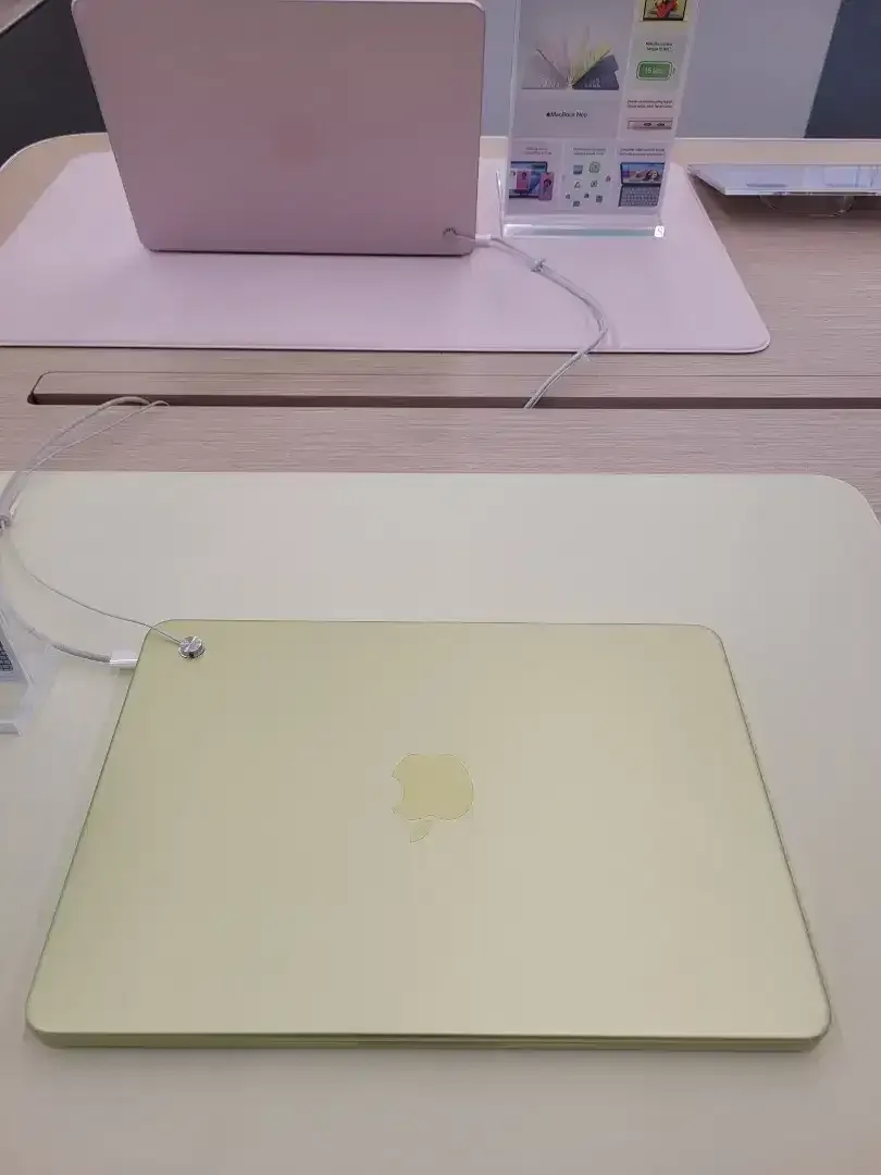 Ready MacBook Neo bisa kredit syarat cukup ktp - Image 2 of 3