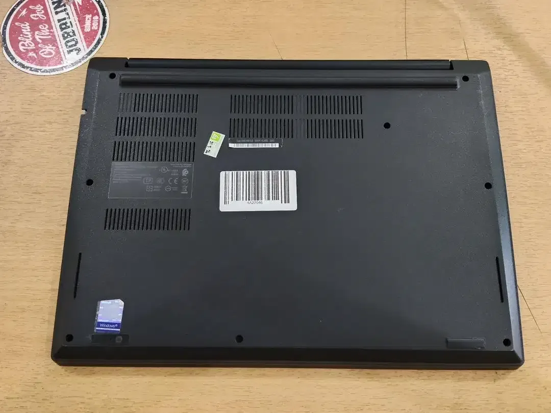 Lenovo ThinkPad E495 Amd Ryzen 7 Ram 16GB SSD 256GB VGA 2GB Mulus - Image 8 of 10
