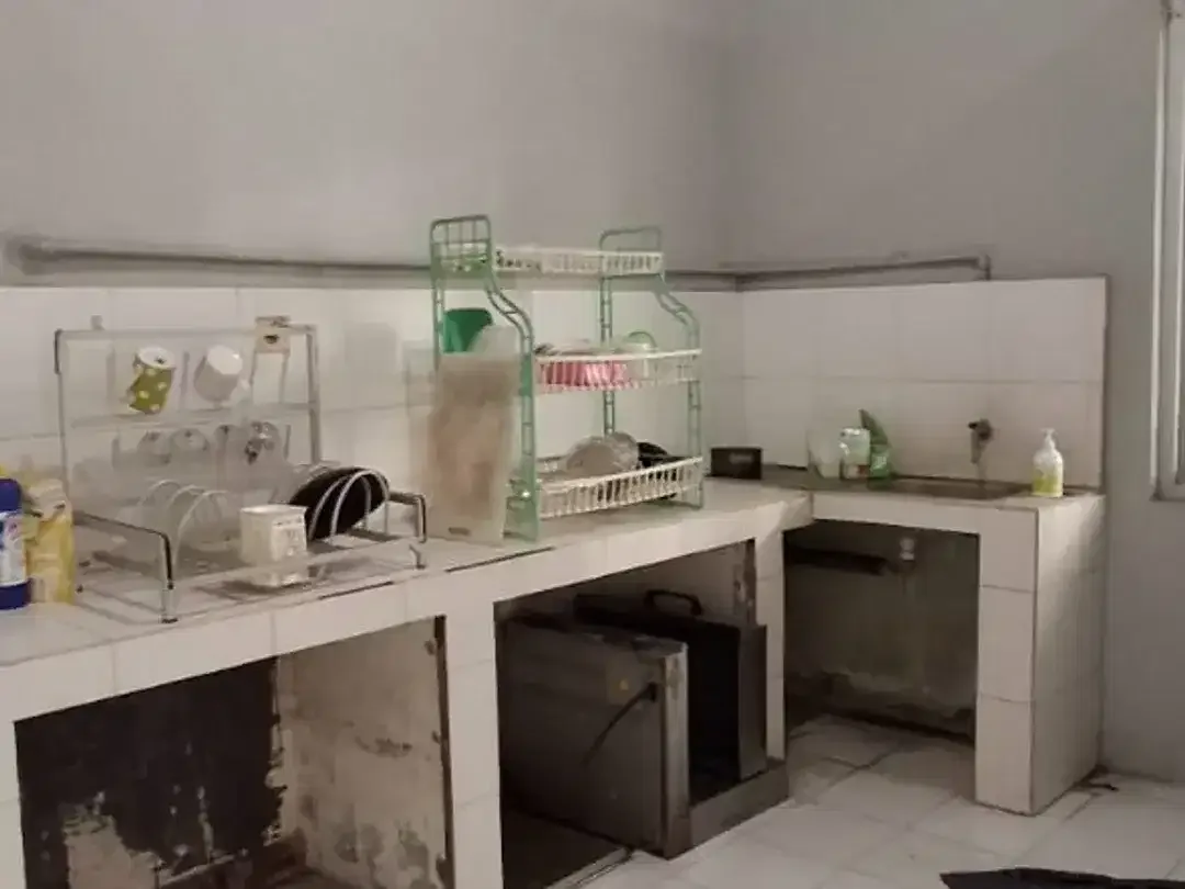 Disewakan Gudang dan tempat usaha di Gatsu Tengah - Image 4 of 8