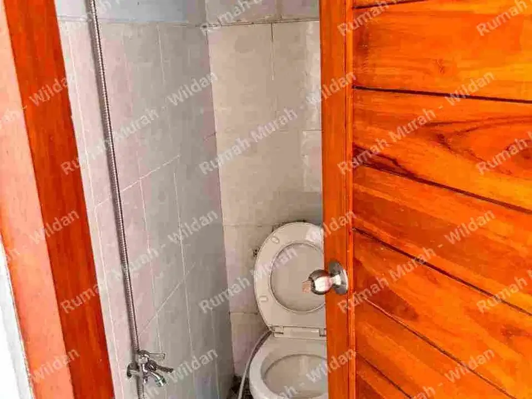 Dijual Rumah 2Lantai Siap Huni Di Jl Bypas ngurahrai Sanur - Image 3 of 8
