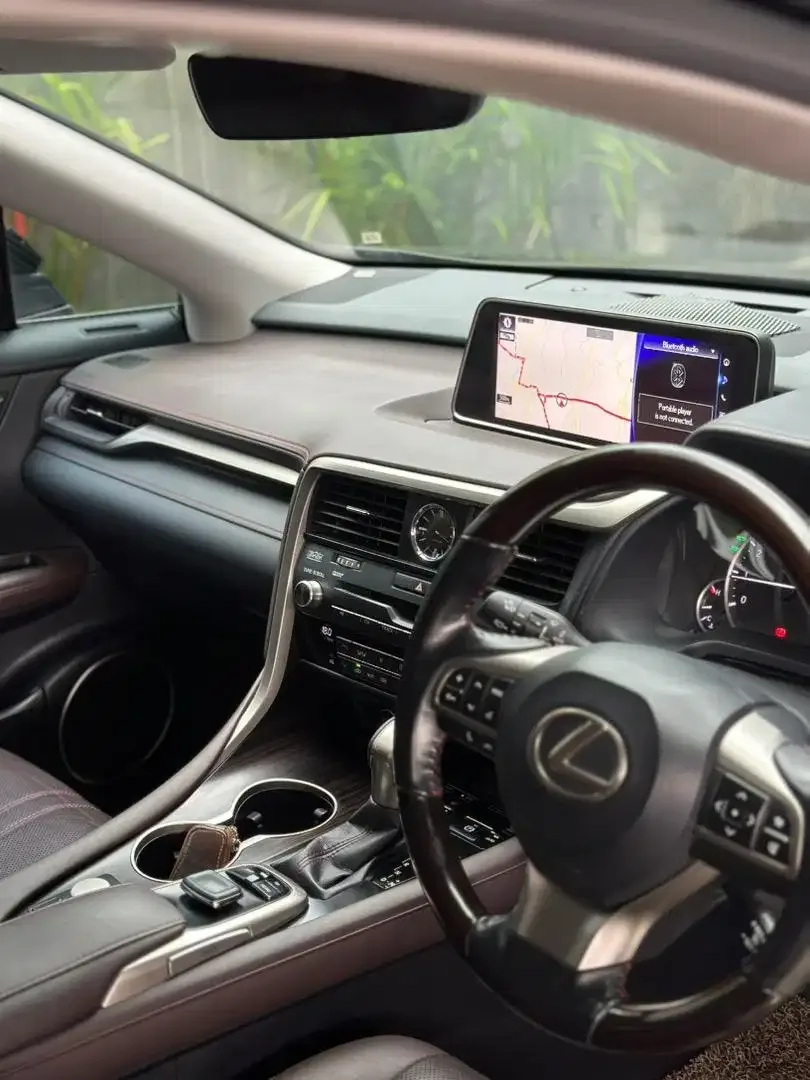 Lexus RX200t 2016 Matic Bensin Low KM Istimewa - Image 6 of 10