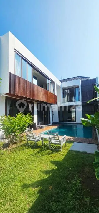 Luxury Villa In A Secure Onegate Community In Prime Central Sanur Beach Side ...600 Meter To Mertasari Beach - Image 1 of 4