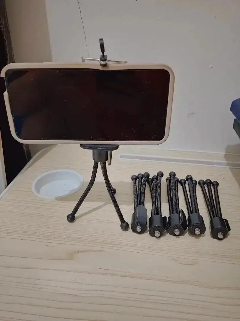 Tripod Kaki Senter Holder Bahan Besi Lentur Kuat,bisa untuk HP, camera - Image 4 of 8