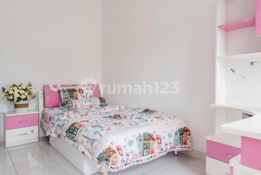 Dijual - Villa 6 Kamar Tidur, Baru Renovasi di Jimbaran - Image 3 of 4