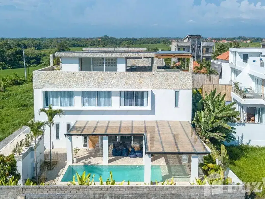 4 Bedroom Villa for sale in Mengwi, Bali - Image 1 of 10
