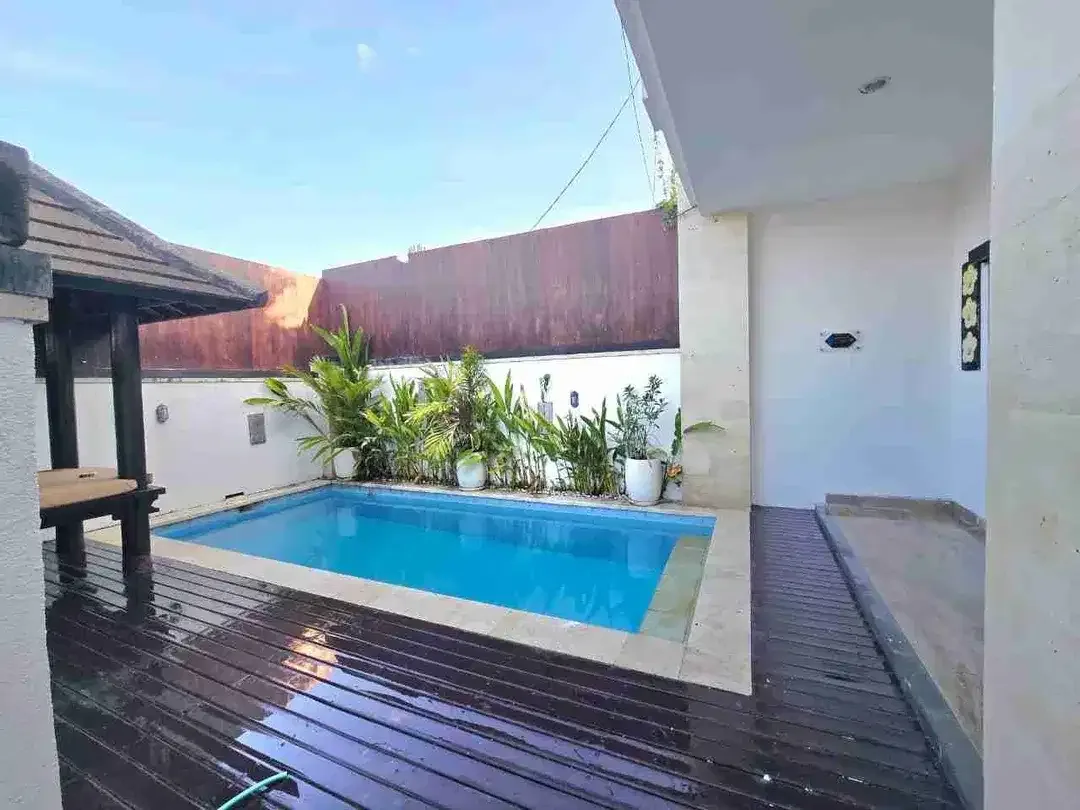 3 bedroom Villa Umalas Fully Furnished strategis bebas banjir - Image 2 of 10