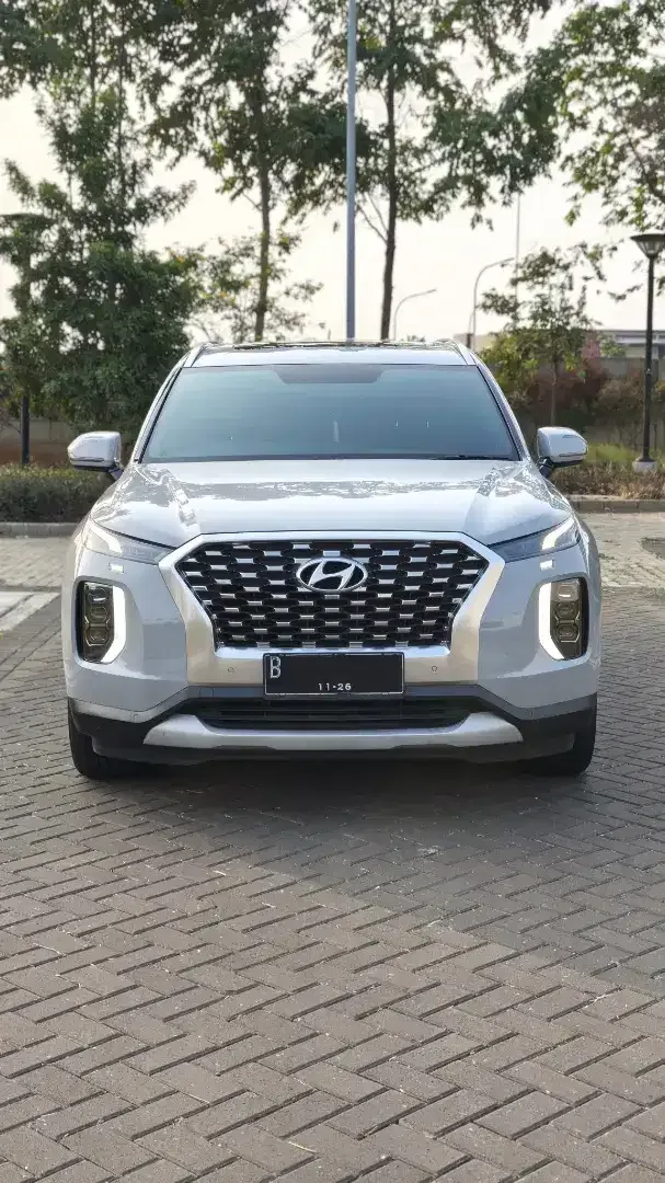 Hyundai Palisade Signature 2.2 CRDi 2022 NIK 2021

White on Red - Image 1 of 10