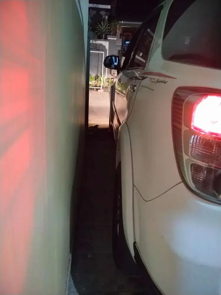 DI JUAL TOYOTA RUSH TAHUN 2012 MATIC TYPE S - Image 2 of 10