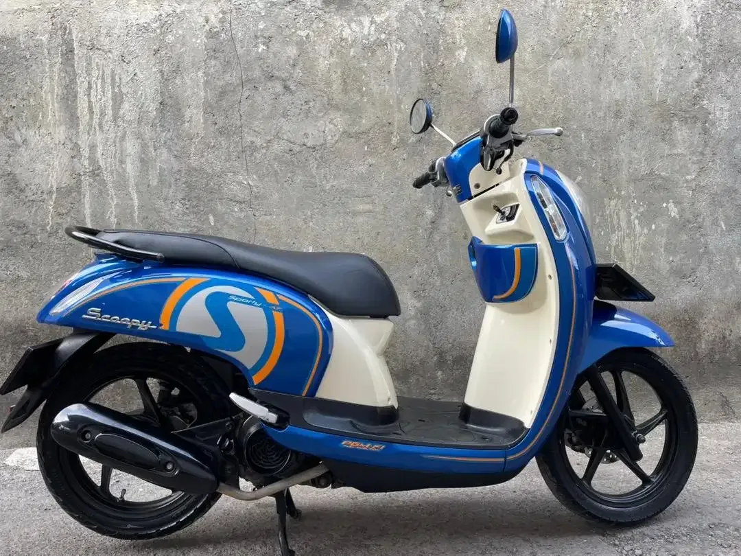 Scoopy 2014 // bintang dewata motor // - Image 2 of 2