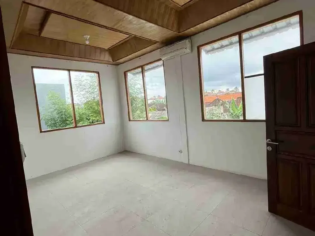 Rumah Modern Klasik 2 Lantai Dekat Seminyak Kerobokan - Image 6 of 10