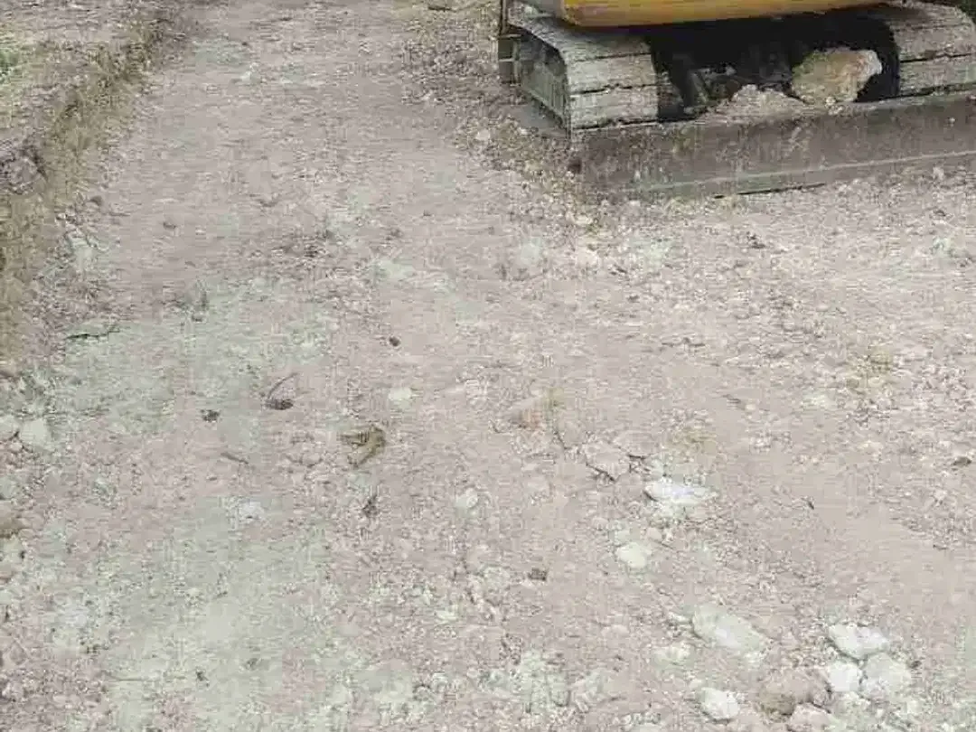 Di jual lahan baru di buka desa kutuh Badung sangat cocok untuk komersil bisa ambil plot kecil - Image 3 of 8