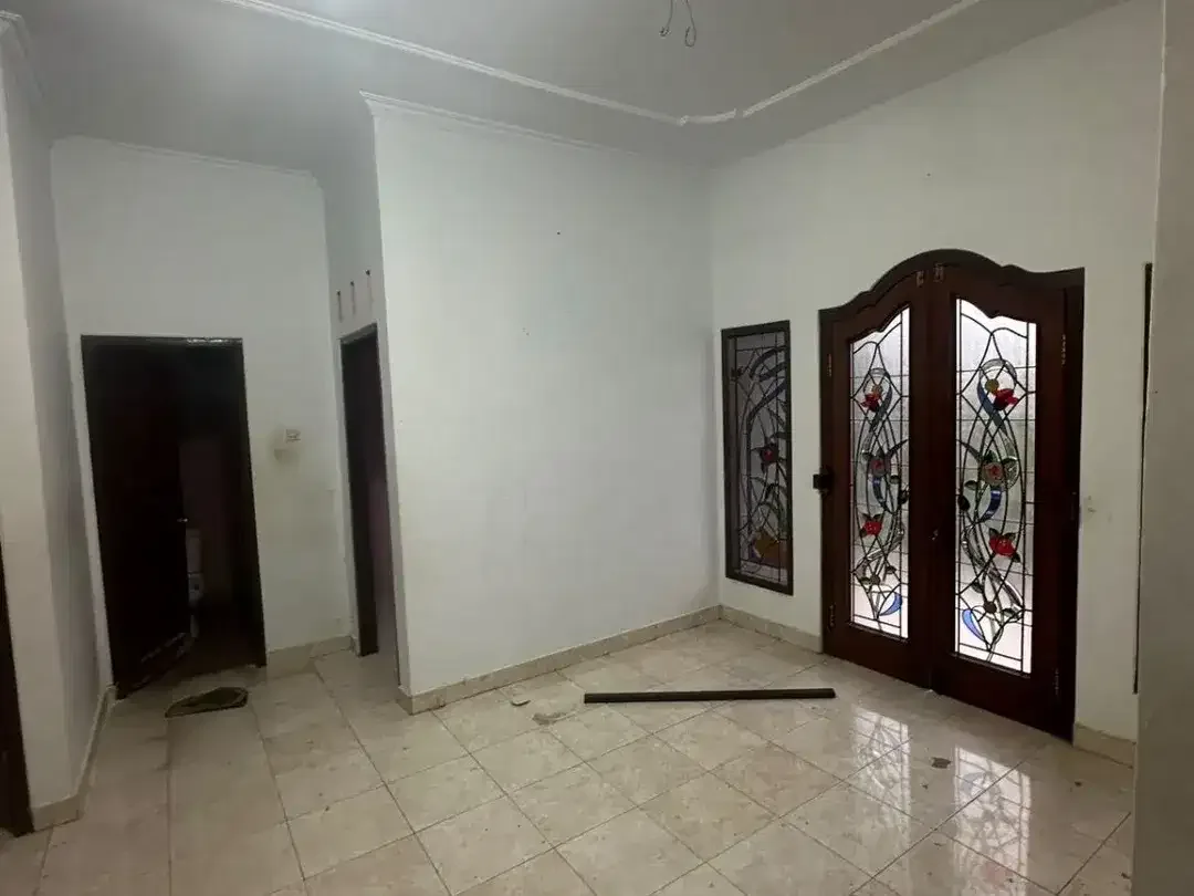 Rumah 2Lantai Dekat Pusat Kota Jl Moh Yamin Renon Denpasar - Image 10 of 10