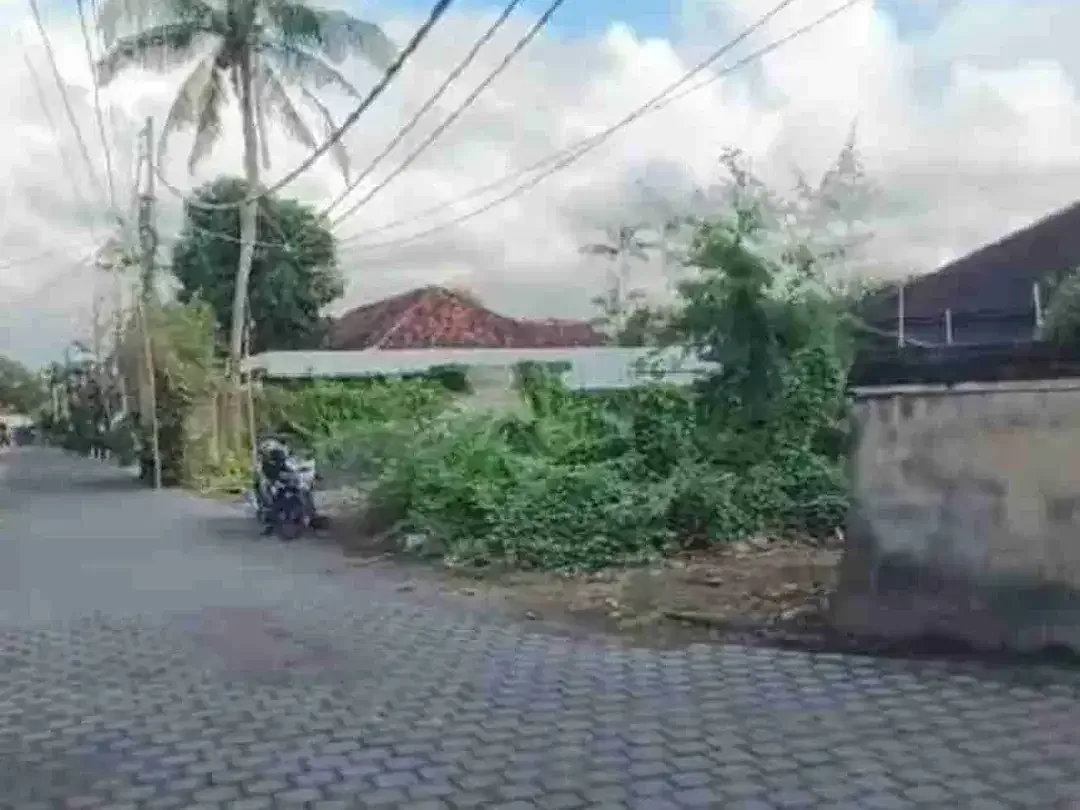 TANAH HOOK JALAN KESARI SANUR BEACHSIDE - Image 3 of 7