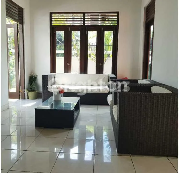 Di Sewakan Rumah Mewah Full Furnished Jimbaran - Image 1 of 4