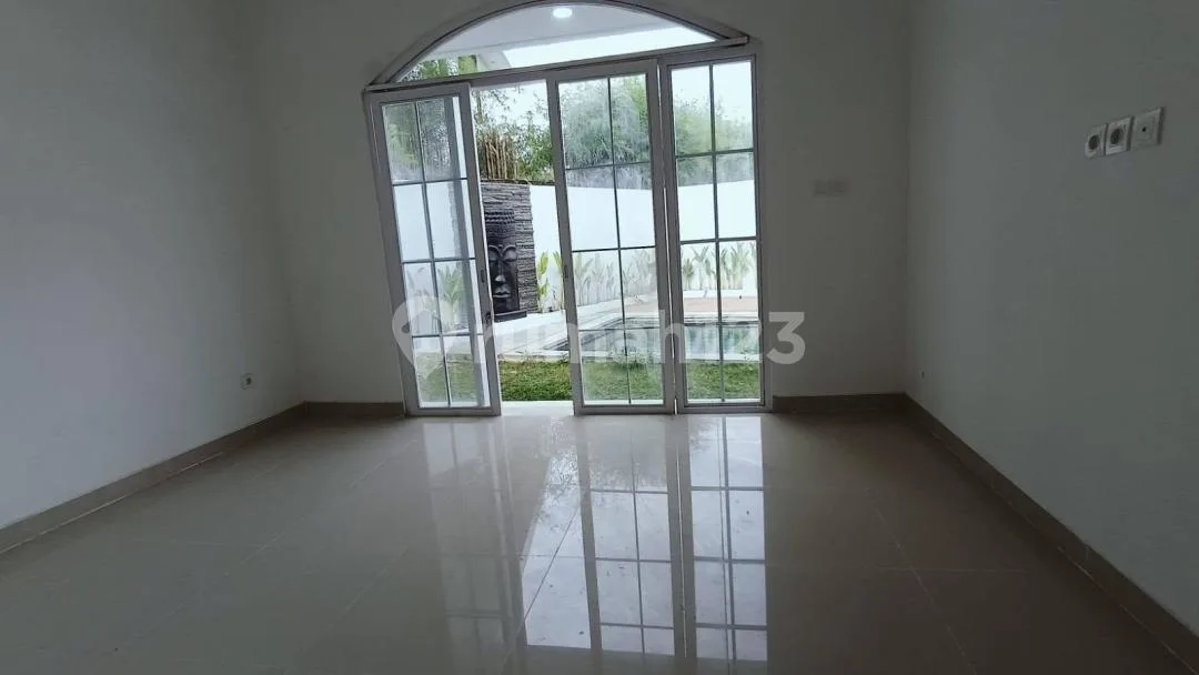 3 br Villa Bumbak To Rent Yearly 265 No Furnished - Image 4 of 4