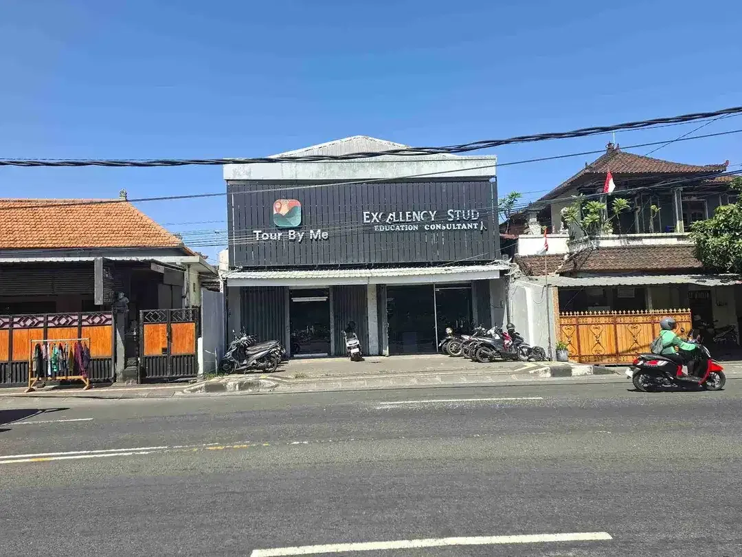 Ruko Mahendradatta Denpasar Barat - Image 1 of 10