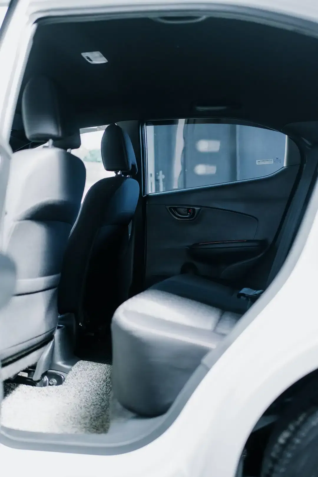BRIO RS 1.2 CVT 2021 MATIC PUTIH - Image 10 of 10