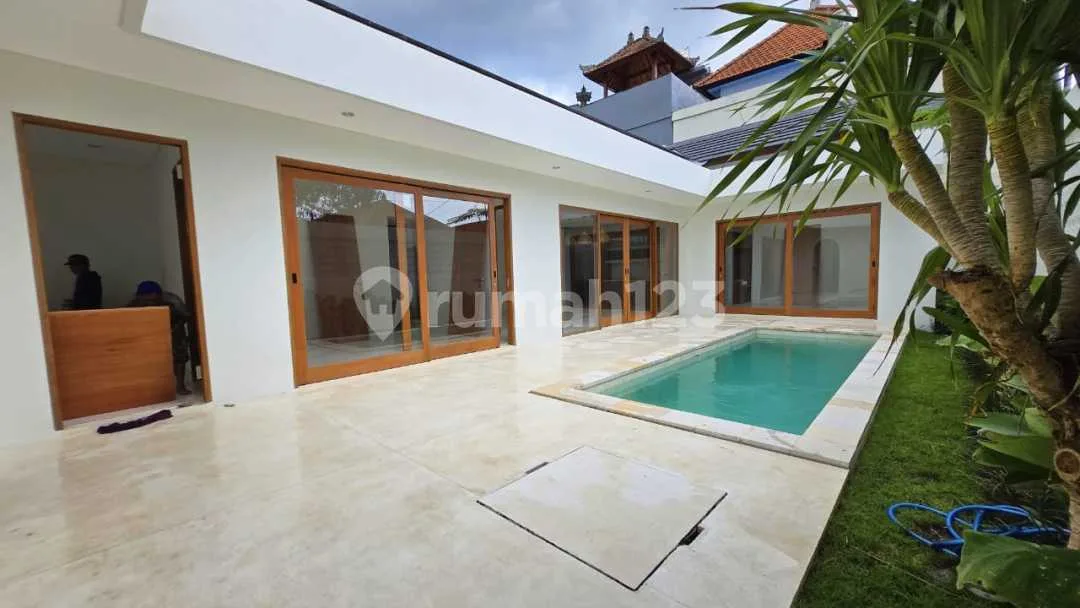 For Lease 19 Years: Brand New 3 Bedrooms Villa On Wwestside Sanur - Image 3 of 4