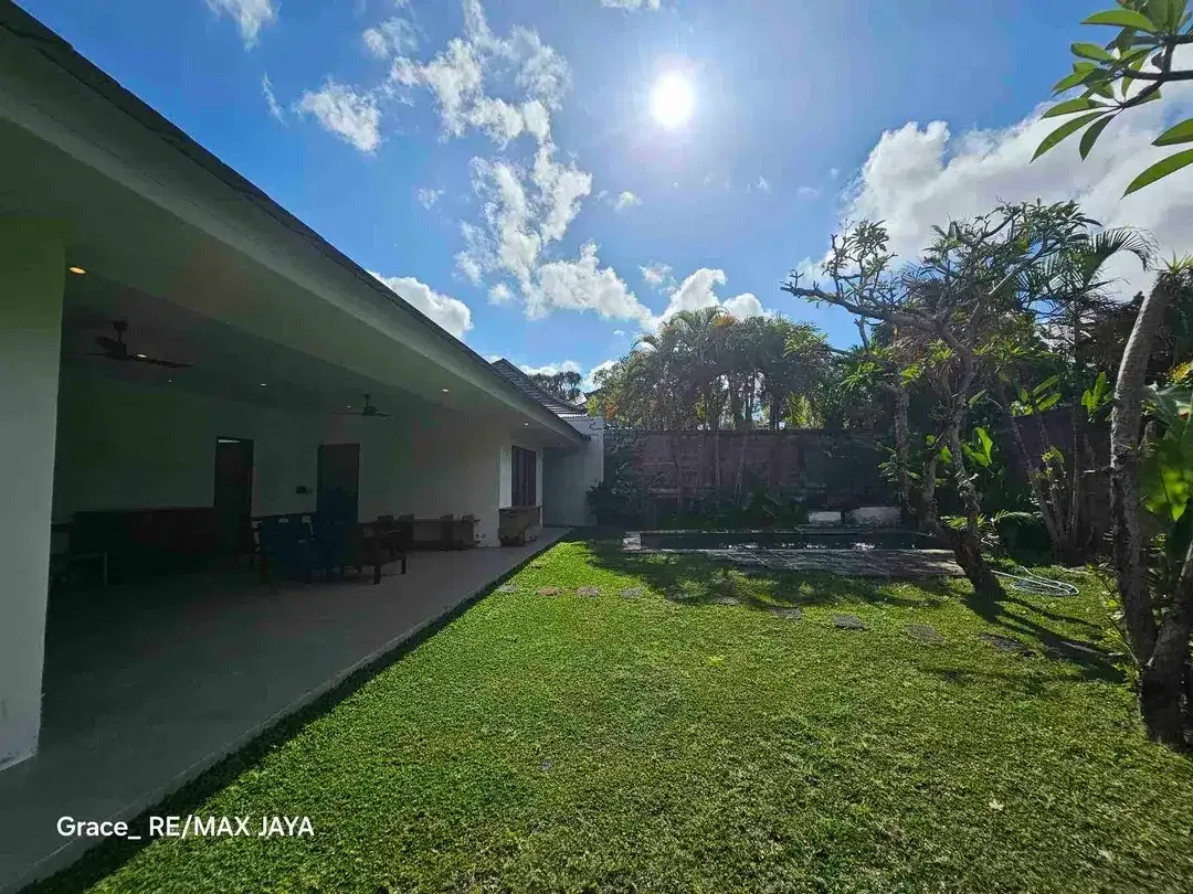 Serene 2 Bedroom Tropical Villa at Kerbokan, near by Lollypop School - Image 7 of 8