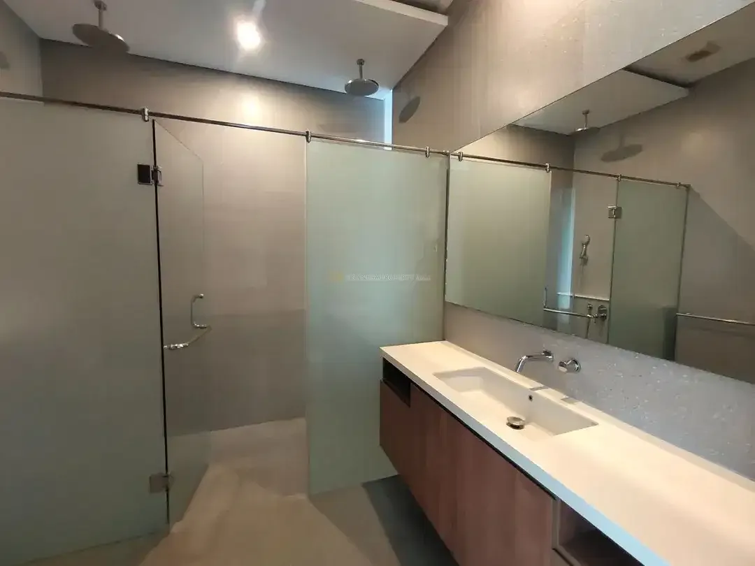 Villa Modern 4 Kamar Tidur dengan Pemandangan Sawah – Freehold / Leasehold di Sanur, Bali - Image 7 of 10