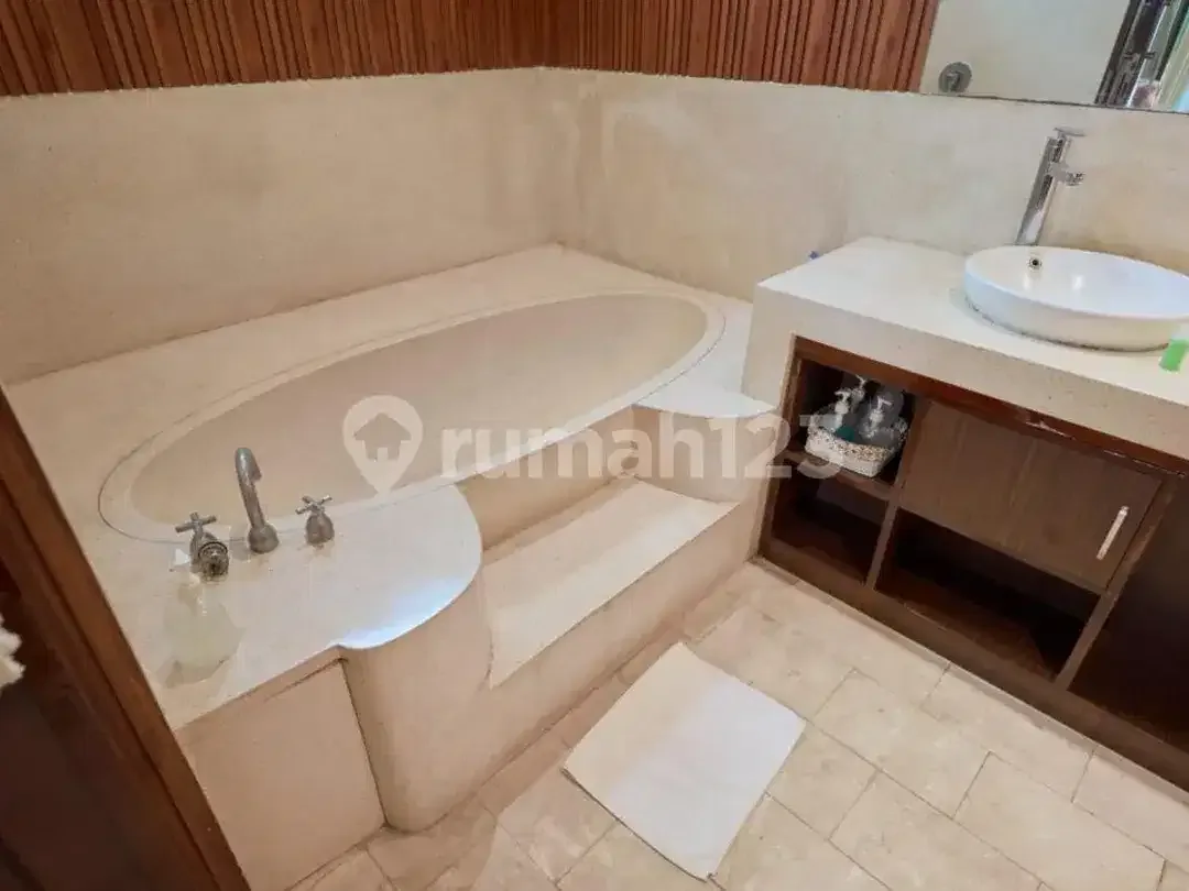 Investasi Kompleks Villa 3 Unit Bumbak Umalas - Image 9 of 10