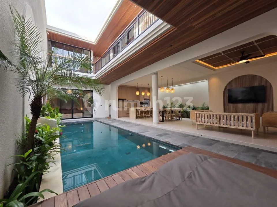 Villa Baru Furnish Premium Strategis Dekat Pantai Berawa Canggu - Image 4 of 4