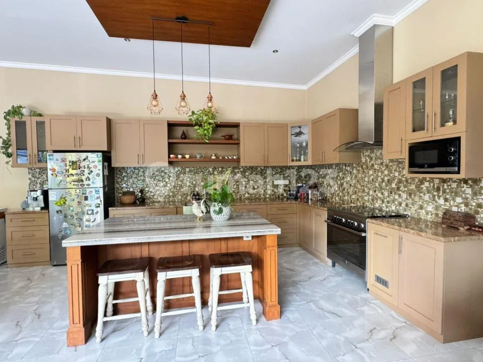 Villa Dijual Lokasi Berawa Canggu - Image 3 of 4