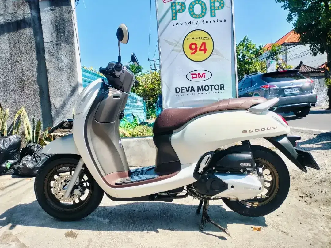 Scoopy prestige 2023 putih Deva motor - Image 1 of 8