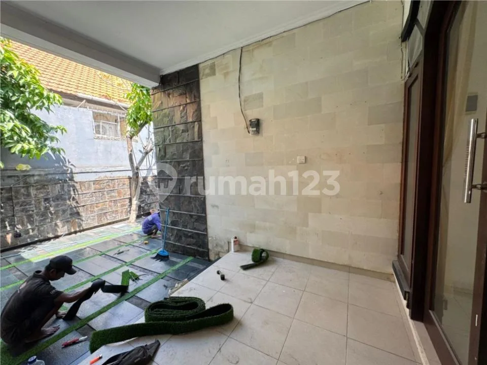 Disewakan Rumah di Jalan Tukad Balian Renon - Image 2 of 4