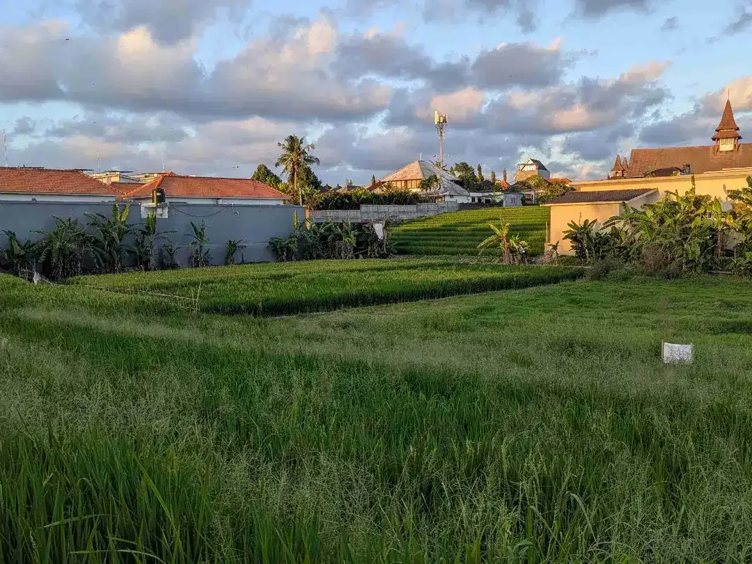 JUAL TANAH KAWASAN VILLA - Image 1 of 6