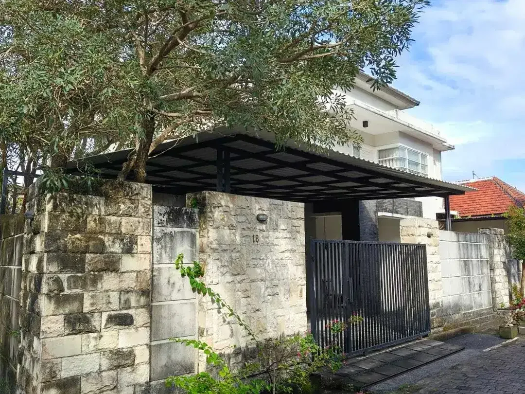 FOR SALE RUMAH SEMI VILLA PRIVAT POOL 4BR FURNISHED JIMBARAN - Image 4 of 10